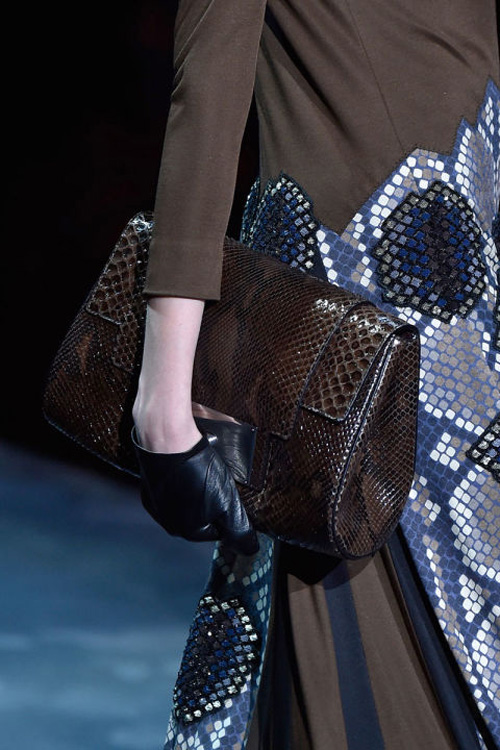 Những mẫu túi xách đến từ ông hoàng thời trang Marc Jacobs luôn làm các tín đồ thời trang phải điên đảo.